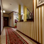 فندق Alfred كارلوفي فاري