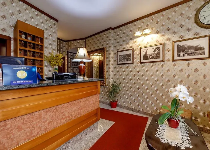Alfred Hotell 3*