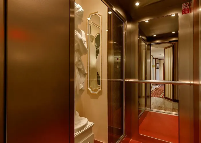 Hotell Alfred 3*