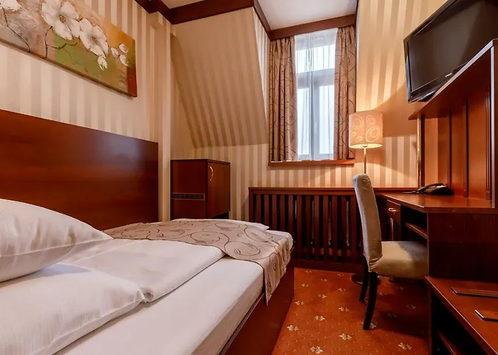 Alfred Hotel 3*